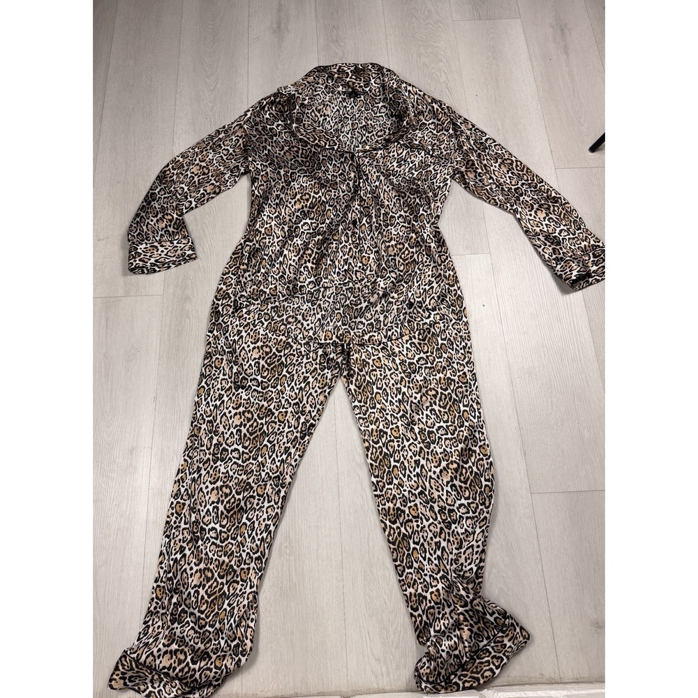 Victoria's Secret Womens M Leopard Satin Pajama Set Button Down Pants Y2K